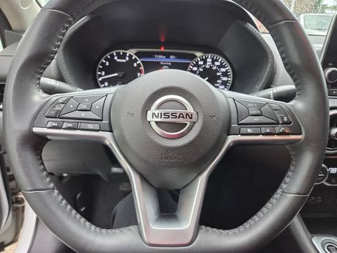 Used 2020 Nissan Sentra SV FWD image 17