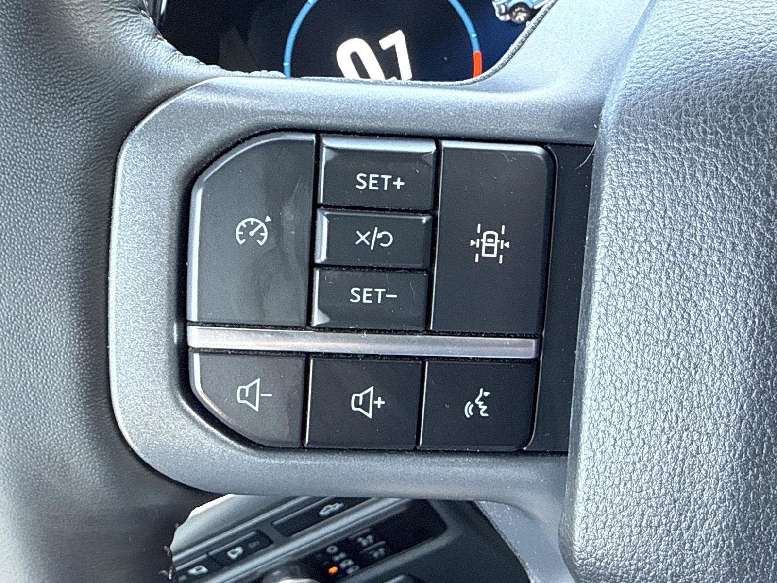 Used 2023 Ford F150 Lariat AWD/4WD image 20
