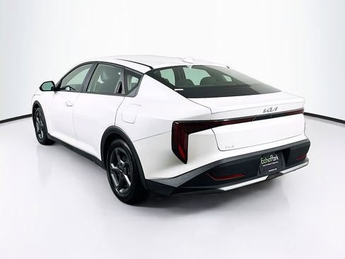 Used 2025 Kia K4 LXS image 5