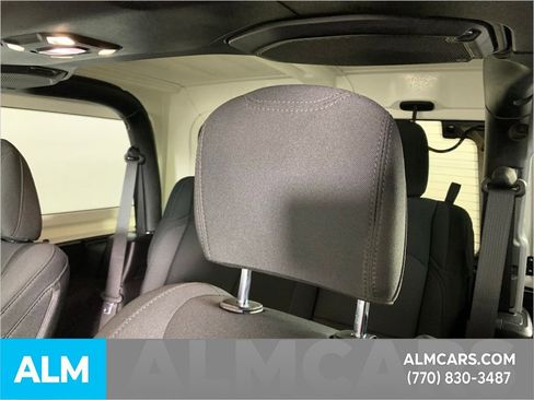 Used 2019 Jeep Wrangler Sport image 21