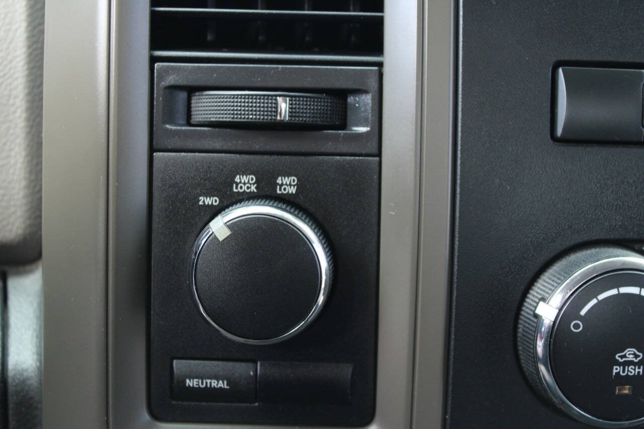 Used 2011 RAM 1500 ST w/ SXT Appearance Group AWD/4WD image 29