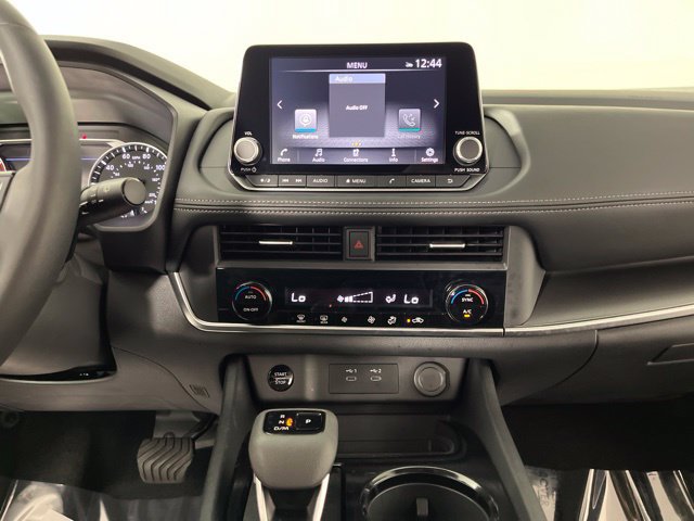 Certified 2026 Nissan Rogue SV FWD image 23