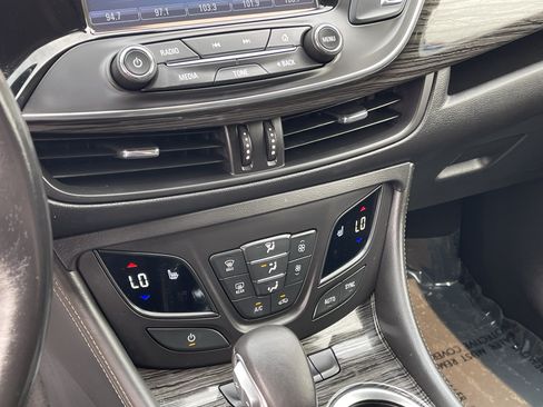 Used 2017 Buick Envision Essence AWD/4WD image 24