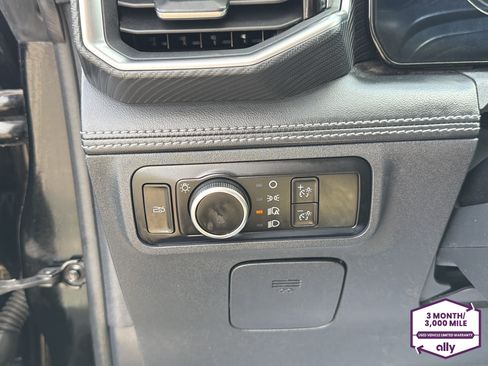 Used 2024 Ford Mustang Premium RWD image 12