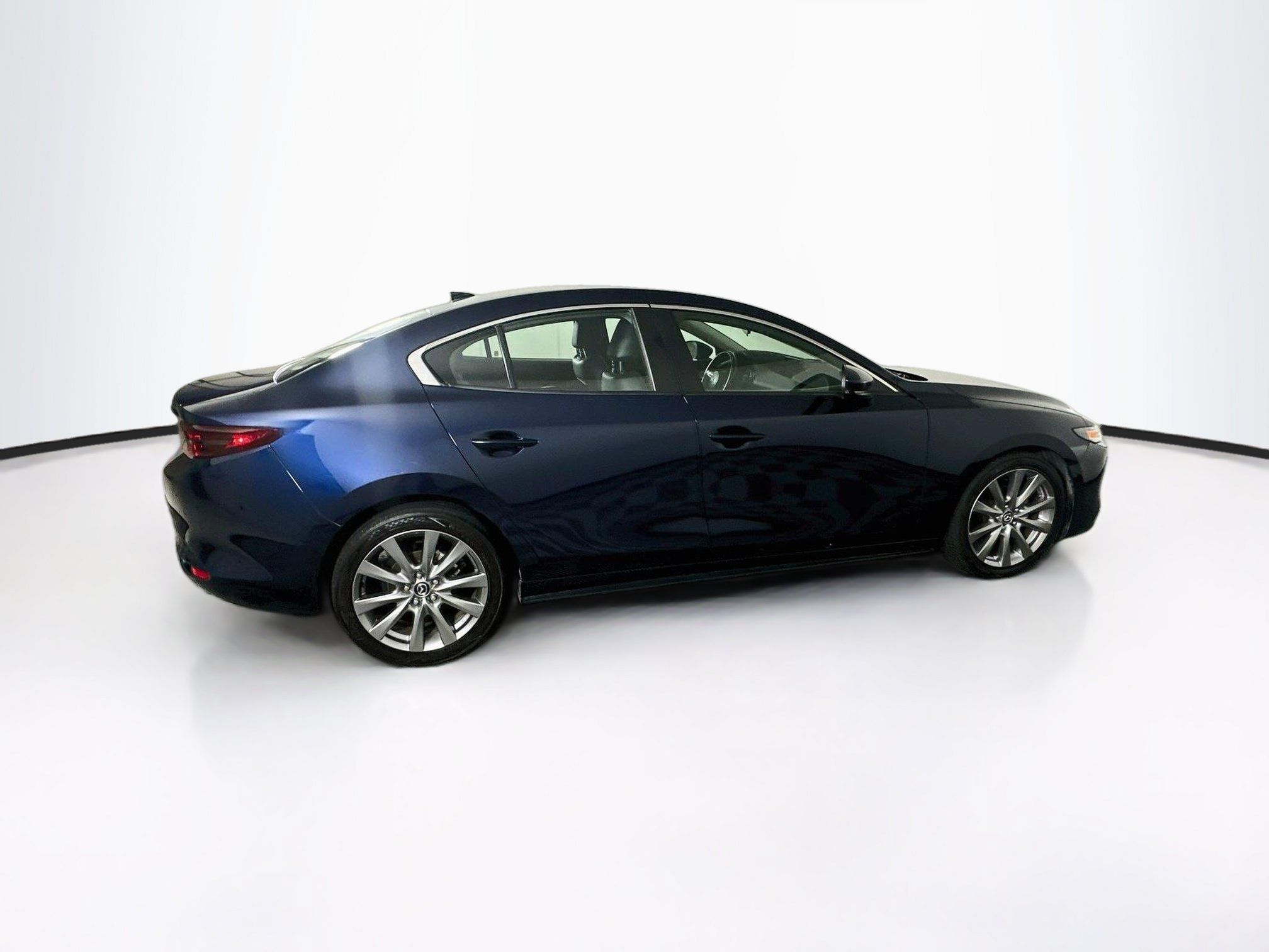 Used 2019 MAZDA MAZDA3 Sedan w/ Preferred Package FWD image 10