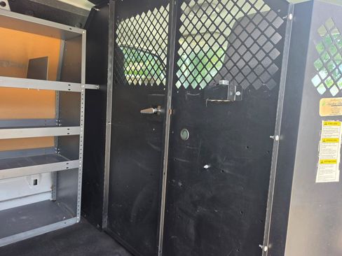 Used 2014 Ford E-150 and Econoline 150 RWD image 22