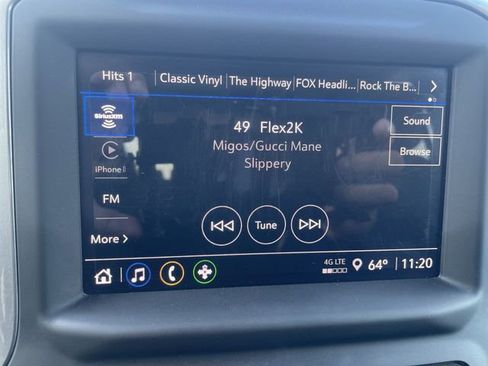 Used 2022 Chevrolet Silverado 1500 Custom image 13