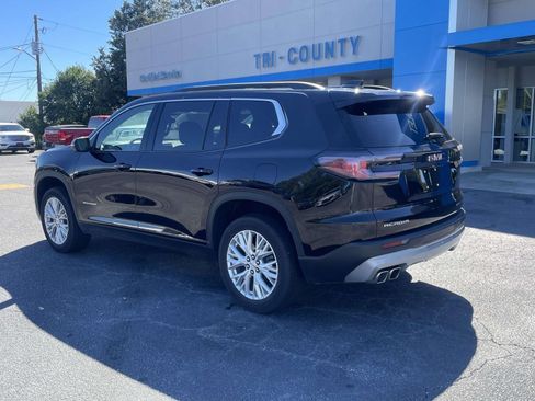 Used 2024 GMC Acadia Elevation image 5