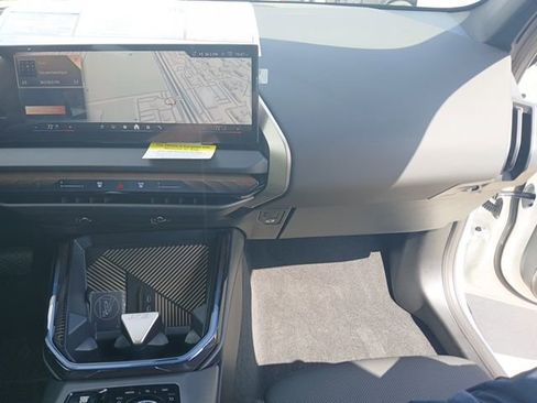 New 2025 BMW X3 xDrive30i w/ Premium Package image 18