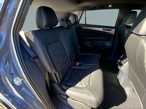 New 2026 Volkswagen Atlas Cross Sport SE AWD/4WD image 10