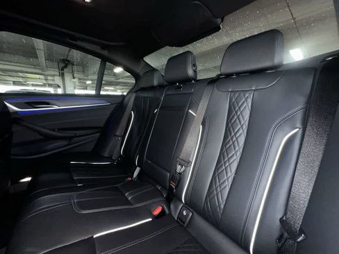 Used 2023 BMW 530i xDrive AWD/4WD image 22