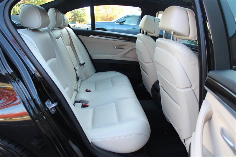 Used 2014 BMW 535i xDrive Sedan AWD/4WD image 29
