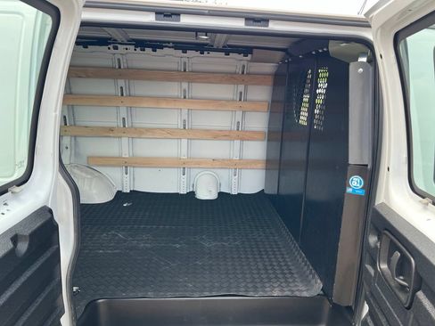 Used 2025 Chevrolet Express 2500 w/ Driver Convenience Package RWD image 21