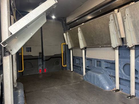Used 2019 Ford Transit 250 148 High Roof Extended RWD image 11