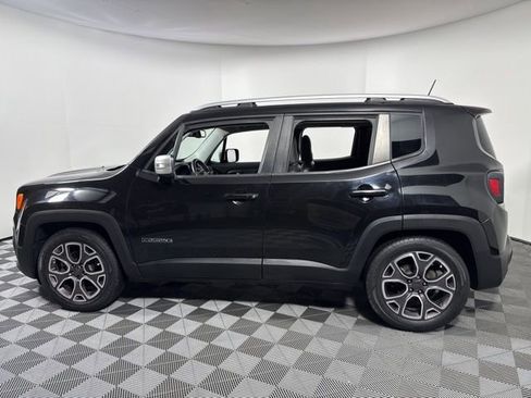 Used 2016 Jeep Renegade Limited image 4