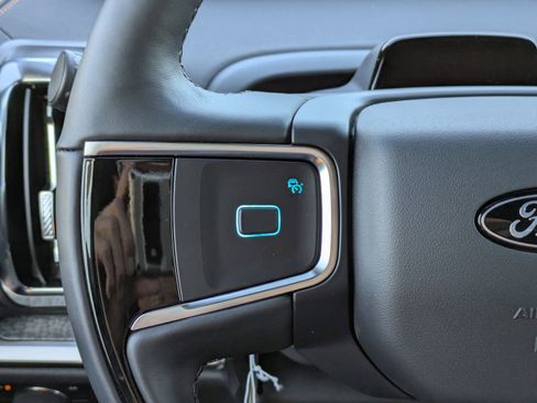 New 2025 Ford Expedition Tremor image 28