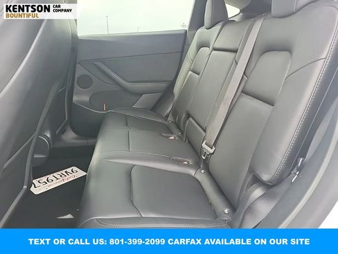 Used 2022 Tesla Model Y Long Range image 10
