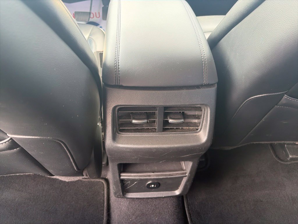 Used 2023 Ford Edge SEL AWD/4WD image 13
