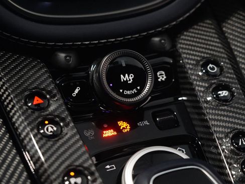 Used 2023 Aston Martin DBX 707 image 27