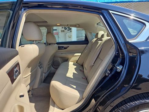 Used 2013 Nissan Altima 2.5 SL w/ Technology Pkg FWD image 17