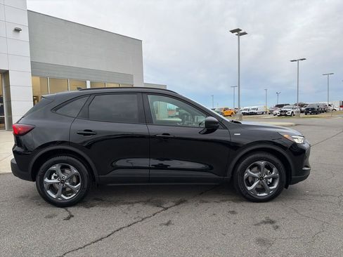 New 2026 Ford Escape ST-Line image 2