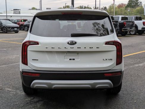 Used 2020 Kia Telluride LX AWD/4WD image 6