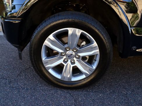 Used 2018 Ford F150 Platinum w/ Equipment Group 701A Luxury image 26