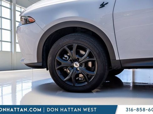 Used 2024 Dodge Hornet GT w/ GT Blacktop Package AWD/4WD image 31