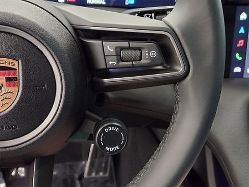 Used 2025 Porsche Taycan RWD image 19