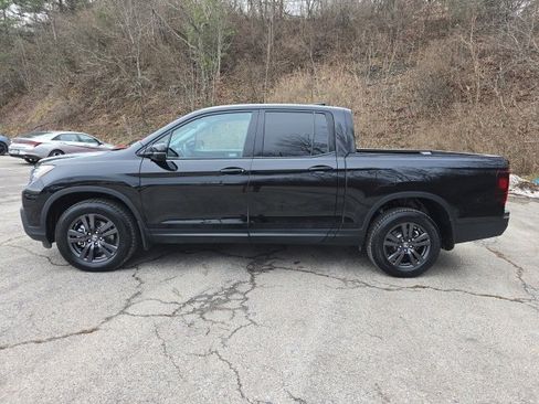 Used 2020 Honda Ridgeline Sport image 2