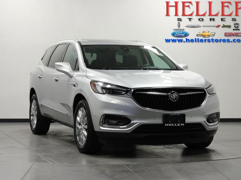 Used 2021 Buick Enclave Premium w/ Sun and Sites Package image 1