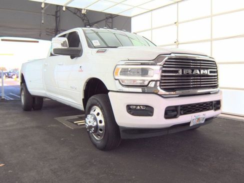 Used 2024 RAM 3500 Laramie w/ Towing Technology Group image 4