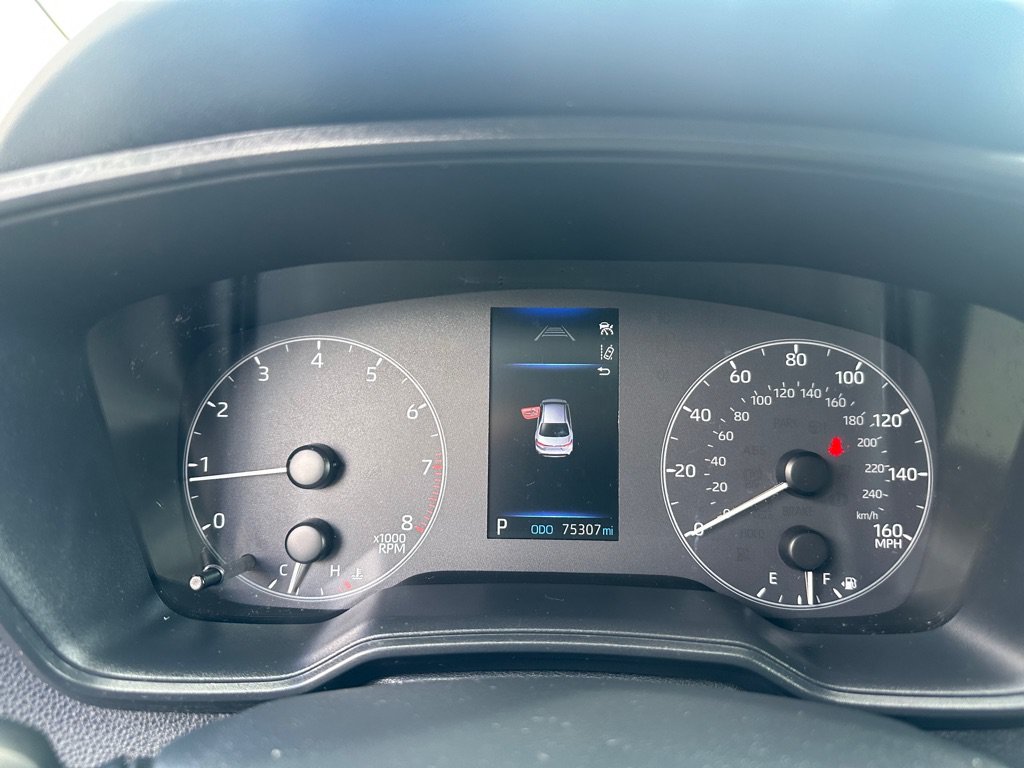 Used 2024 Toyota Corolla LE FWD image 18