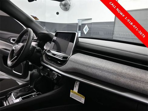 New 2025 Jeep Compass Sport w/ Mopar Graphics Package image 20