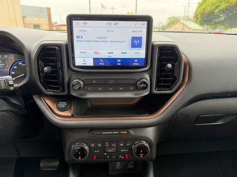 Used 2022 Ford Bronco Sport Outer Banks AWD/4WD image 19