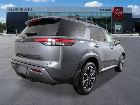 New 2026 Nissan Pathfinder Platinum w/ Cargo Package AWD/4WD image 5