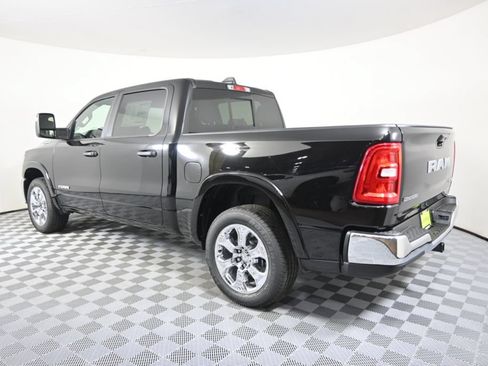 Used 2025 RAM 1500 Big Horn AWD/4WD image 4