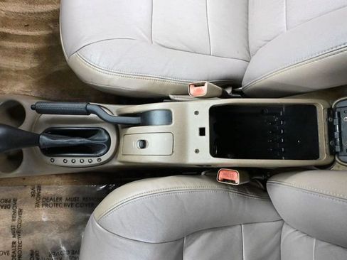 Used 2004 Chrysler Sebring LXi w/ Electronics Convenience Group image 31