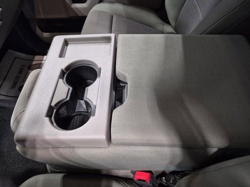 Used 2022 Ford F250 XL w/ Power Equipment Group image 19