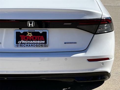 Used 2023 Honda Accord EX-L image 6