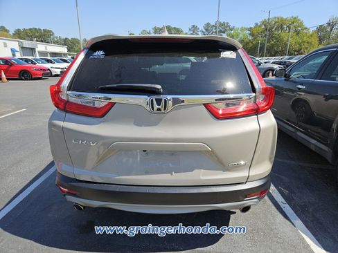 Used 2018 Honda CR-V Touring image 8