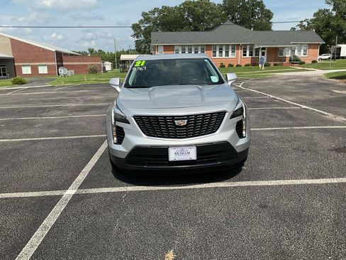 Used 2021 Cadillac XT4 Luxury FWD image 16