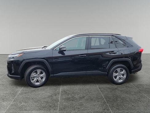 Certified 2025 Toyota RAV4 XLE image 4