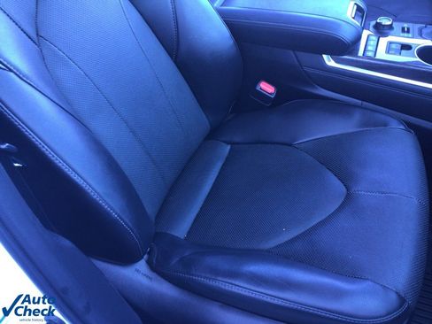 Used 2022 Toyota Highlander Limited image 17