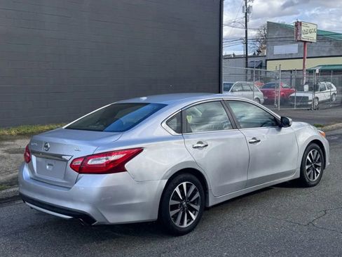 Used 2017 Nissan Altima 2.5 SL image 4