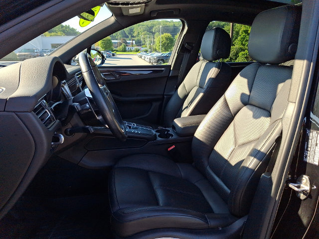 Used 2020 Porsche Macan S AWD/4WD image 13