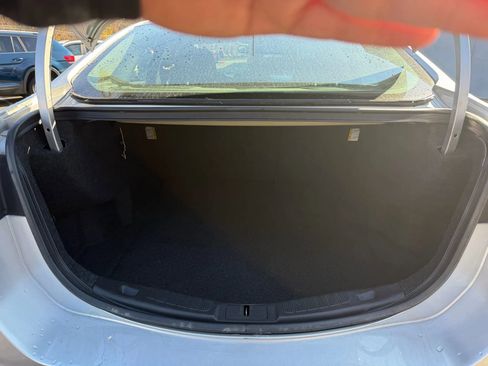 Used 2016 Ford Fusion SE w/ Equipment Group 202A image 25