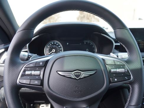 Used 2025 Genesis G70 2.5T w/ Sport Prestige Package image 23