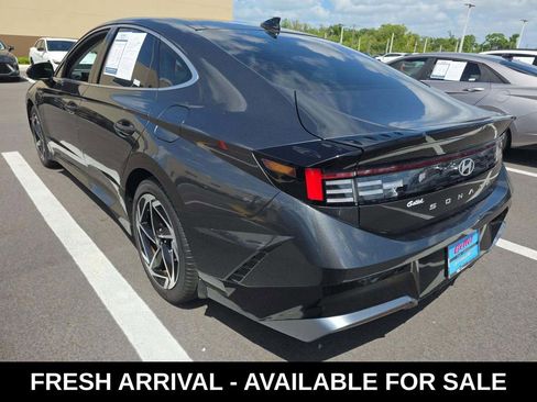Used 2025 Hyundai Sonata SEL image 3