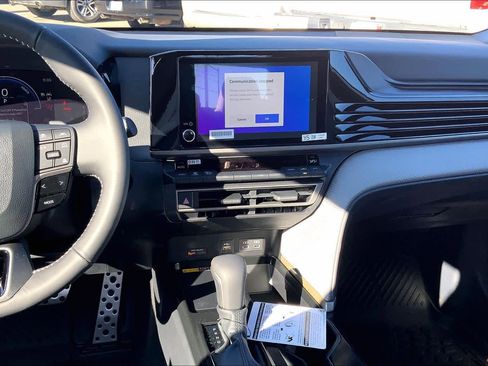 New 2026 Toyota Camry SE image 6